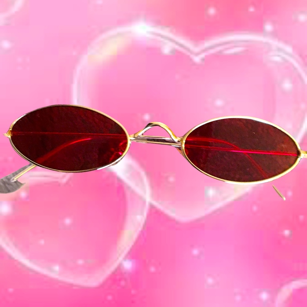 Red sunglasses